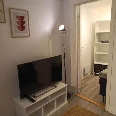 Cozy Close To Downtown Appartement Tromsø